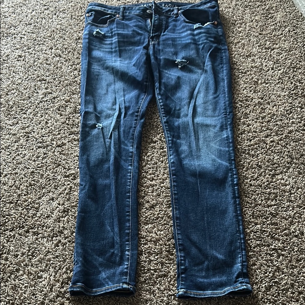 American Eagle Men’s Blue Distressed Jeans